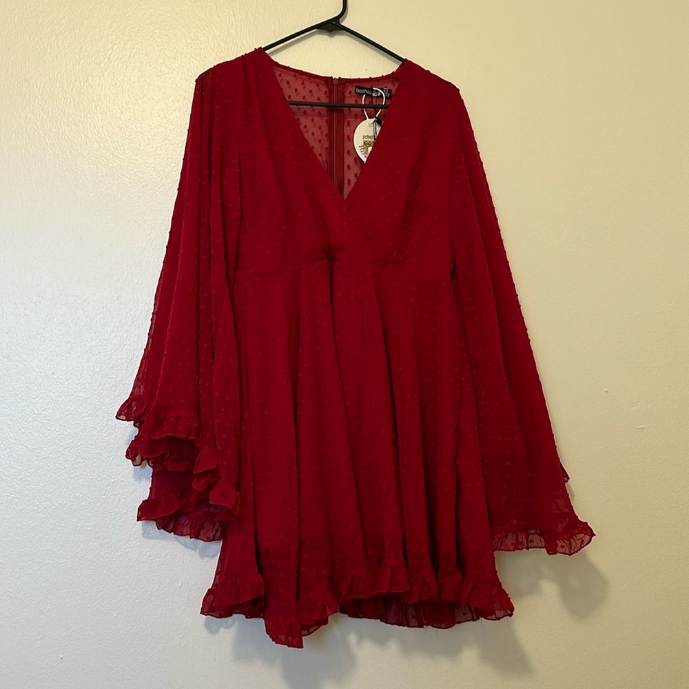 Super cute red boohoo dress